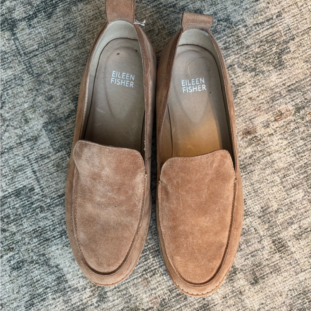 Eileen Fisher Tan and Black Flats Slip-On Loafers